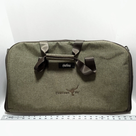 Halfday Garment Duffle Bag NEW - Picture 4 of 9